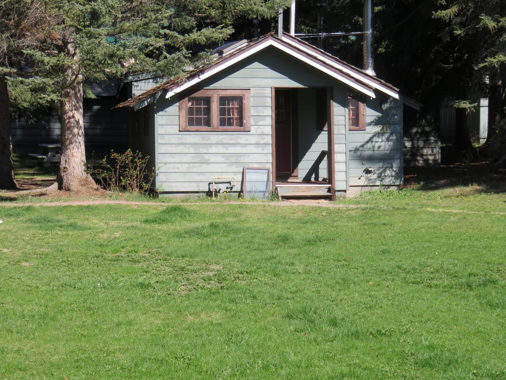 Rundle Chalets Canmore Exterior photo
